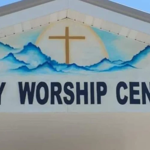 Family Worship Center of Keokuk Logo